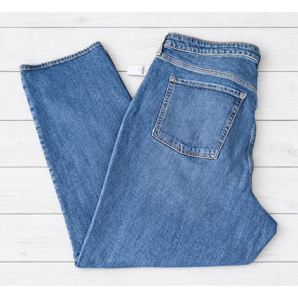 Old Navy Extra High-Rise Straight Secret-Smooth Pocket Jeans 18 Petite NWT 4466